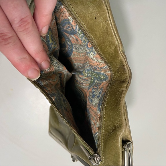 HOBO Lauren clutch Wallet green leather - Picture 10 of 12